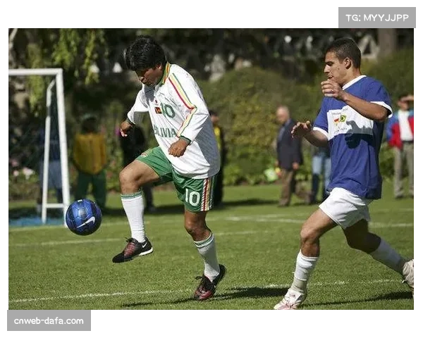 莫拉次轮大胜展现进攻思路 体系稚嫩问题随赛程深入暴露